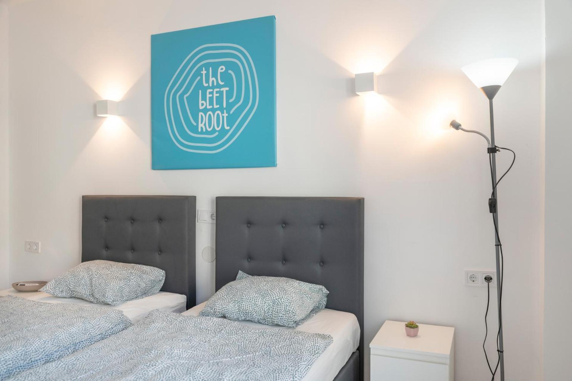 Beetroot, Jedes Zimmer Verfuegt Ueber Smart Tv , Eigenes Bad Mit Regendusche Und Balkon Llucmajor  Exteriör bild